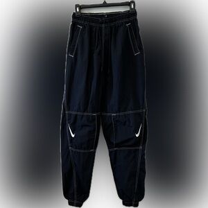 Nike Dual Swoosh Nylon Repel Joggers. Women’s XS EUC.